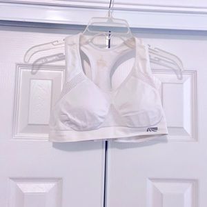 Marika Sports Bra with Clasp Closure